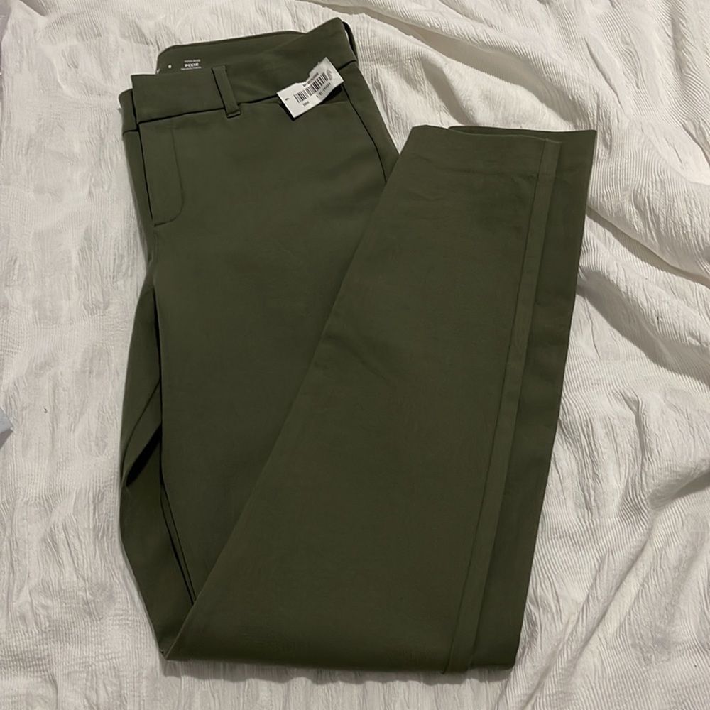 NWT- Old Navy - 24+. Pixie Pant - Picture 4 of 9